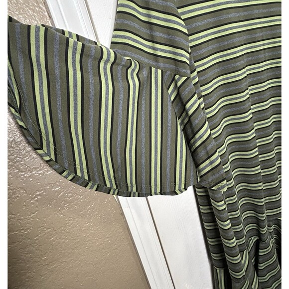 LulaRoe Women’s Striped Army Green Flare Sleeve Maurine Dress Size Small NEW - Picture 2 of 13